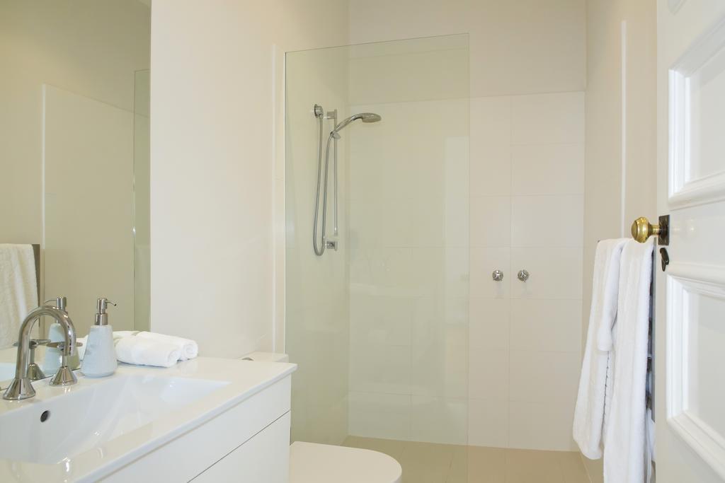 Mollisons Aparthotel Kyneton Exterior photo